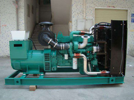 句容1100kw康明斯柴油发电机组图片 句容1100kw康明斯柴油发电机组图片